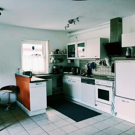 Gladenbach76 Qm Whg Im Eg Haus-Wohlfuehloase Vor Der Haustuerアパートメント エクステリア 写真